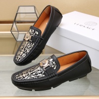 Versace Leather Shoes For Men #1117505