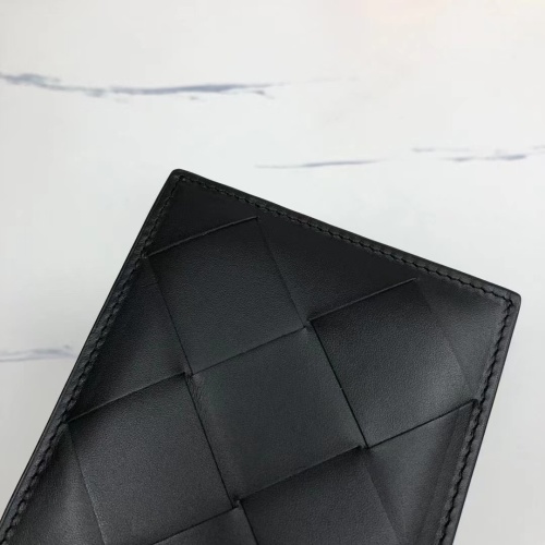 Cheap Bottega Veneta AAA Man Wallets #1121688 Replica Wholesale [$72.00 USD] [ITEM#1121688] on Replica Bottega Veneta AAA Man Wallets