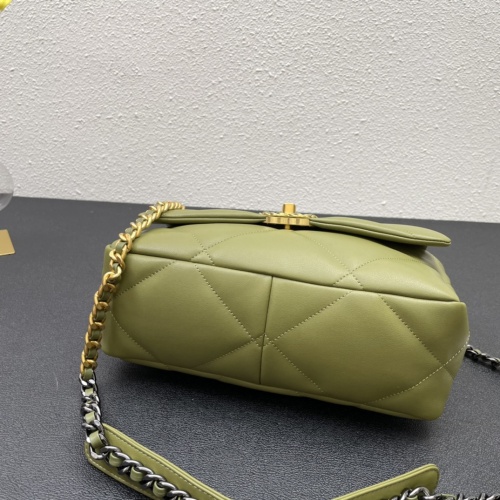 Cheap Chanel AAA Quality Messenger Bags For Women #1122134 Replica Wholesale [$92.00 USD] [ITEM#1122134] on Replica Chanel AAA Messenger Bags