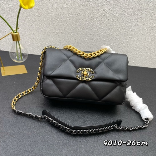 Cheap Chanel AAA Quality Messenger Bags For Women #1122136 Replica Wholesale [$92.00 USD] [ITEM#1122136] on Replica Chanel AAA Messenger Bags