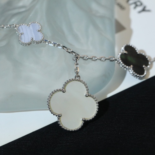 Cheap Van Cleef &amp; Arpels Bracelets For Women #1122376 Replica Wholesale [$85.00 USD] [ITEM#1122376] on Replica Van Cleef &amp; Arpels Bracelets