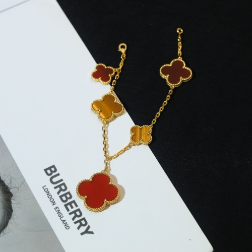 Cheap Van Cleef &amp; Arpels Bracelets For Women #1122391 Replica Wholesale [$80.00 USD] [ITEM#1122391] on Replica Van Cleef &amp; Arpels Bracelets