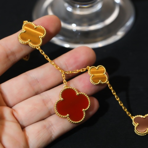 Cheap Van Cleef &amp; Arpels Bracelets For Women #1122391 Replica Wholesale [$80.00 USD] [ITEM#1122391] on Replica Van Cleef &amp; Arpels Bracelets