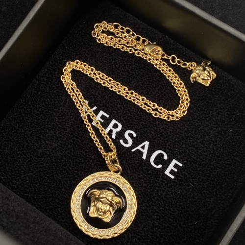 Cheap Versace Jewelry Set #1122459 Replica Wholesale [$48.00 USD] [ITEM#1122459] on Replica Versace Jewelry Set