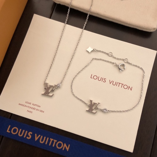 Cheap Louis Vuitton LV Jewelry Set #1122887 Replica Wholesale [$42.00 USD] [ITEM#1122887] on Replica Louis Vuitton LV Jewelry Set