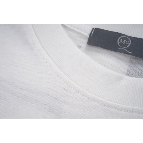Cheap Alexander McQueen T-shirts Short Sleeved For Unisex #1123195 Replica Wholesale [$32.00 USD] [ITEM#1123195] on Replica Alexander McQueen T-shirts