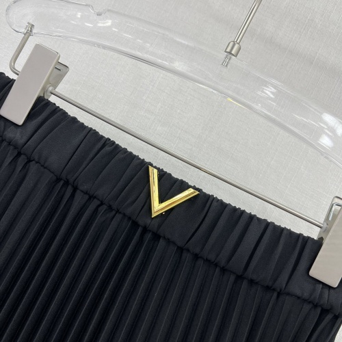 Cheap Valentino Skirts For Women #1127347 Replica Wholesale [$100.00 USD] [ITEM#1127347] on Replica Valentino Skirts