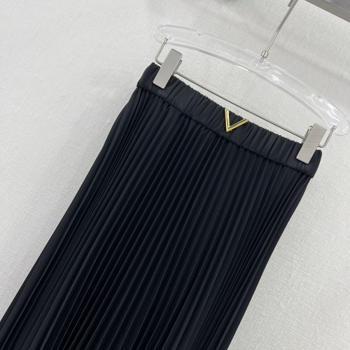 Cheap Valentino Skirts For Women #1127347 Replica Wholesale [$100.00 USD] [ITEM#1127347] on Replica Valentino Skirts