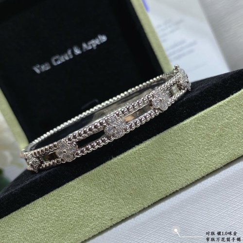 Cheap Van Cleef &amp; Arpels Bracelets For Women #1127545 Replica Wholesale [$102.00 USD] [ITEM#1127545] on Replica Van Cleef &amp; Arpels Bracelets