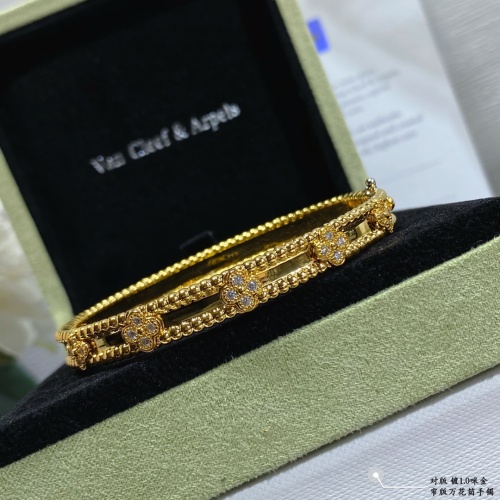 Cheap Van Cleef &amp; Arpels Bracelets For Women #1127547 Replica Wholesale [$102.00 USD] [ITEM#1127547] on Replica Van Cleef &amp; Arpels Bracelets