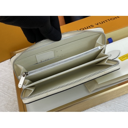 Cheap Louis Vuitton AAA Quality Wallets For Women #1128416 Replica Wholesale [$48.00 USD] [ITEM#1128416] on Replica Louis Vuitton AAA+ Quality Wallets