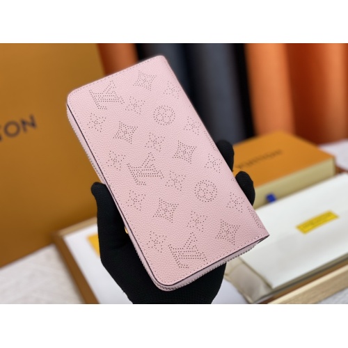 Cheap Louis Vuitton AAA Quality Wallets For Women #1128418 Replica Wholesale [$48.00 USD] [ITEM#1128418] on Replica Louis Vuitton AAA+ Quality Wallets