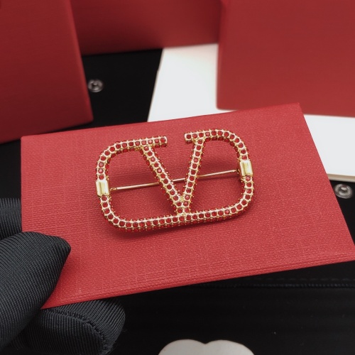 Cheap Valentino Brooches For Women #1129171 Replica Wholesale [$32.00 USD] [ITEM#1129171] on Replica Valentino Brooches