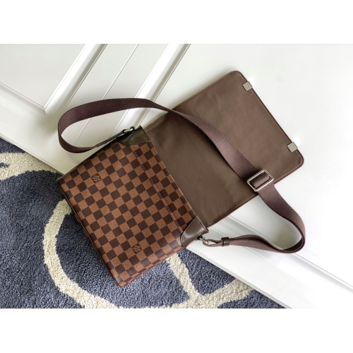 Cheap Louis Vuitton AAA Man Messenger Bags #1129285 Replica Wholesale [$135.00 USD] [ITEM#1129285] on Replica Louis Vuitton AAA Man Messenger Bags