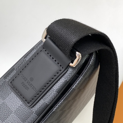 Cheap Louis Vuitton AAA Man Messenger Bags #1129288 Replica Wholesale [$135.00 USD] [ITEM#1129288] on Replica Louis Vuitton AAA Man Messenger Bags