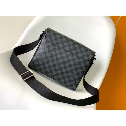 Cheap Louis Vuitton AAA Man Messenger Bags #1129289 Replica Wholesale [$135.00 USD] [ITEM#1129289] on Replica 