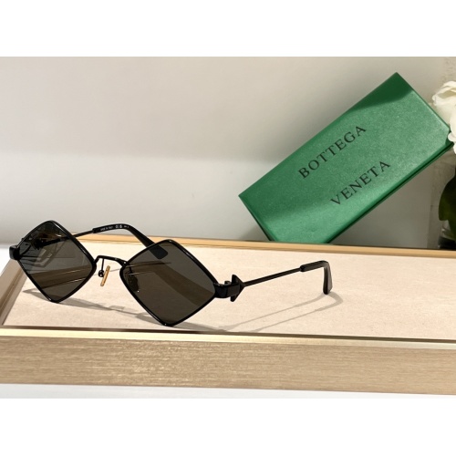 Bottega Veneta AAA Quality Sunglasses #1129797