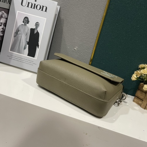 Cheap Louis Vuitton AAA Man Messenger Bags #1132317 Replica Wholesale [$72.00 USD] [ITEM#1132317] on Replica Louis Vuitton AAA Man Messenger Bags