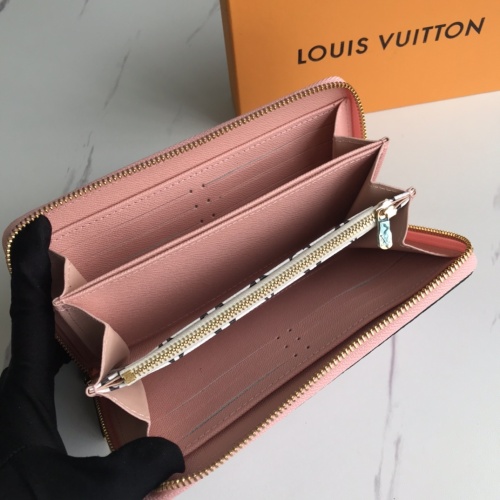 Cheap Louis Vuitton LV Wallets For Women #1132985 Replica Wholesale [$38.00 USD] [ITEM#1132985] on Replica Louis Vuitton LV Wallets