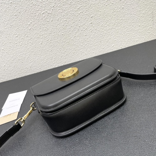 Cheap Burberry AAA Quality Messenger Bags For Women #1133115 Replica Wholesale [$122.00 USD] [ITEM#1133115] on Replica Burberry AAA Messenger Bags