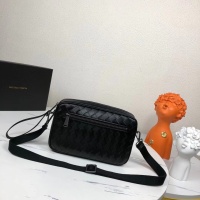 Bottega Veneta AAA Man Messenger Bags #1121703