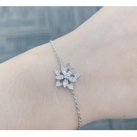 Cheap Van Cleef &amp; Arpels Bracelets For Women #1122527 Replica Wholesale [$32.00 USD] [ITEM#1122527] on Replica Van Cleef &amp; Arpels Bracelets