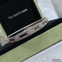 Van Cleef & Arpels Bracelets For Women #1127545