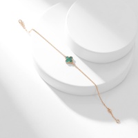 Cheap Van Cleef &amp; Arpels Bracelets For Women #1128806 Replica Wholesale [$40.00 USD] [ITEM#1128806] on Replica Van Cleef &amp; Arpels Bracelets