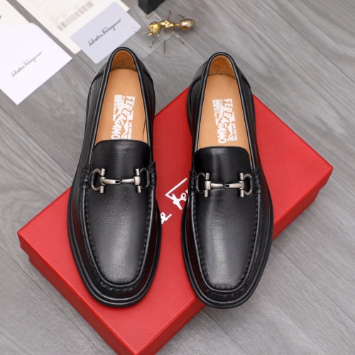 Cheap Salvatore Ferragamo Leather Shoes For Men #1133896 Replica Wholesale [$82.00 USD] [ITEM#1133896] on Replica Salvatore Ferragamo Leather Shoes