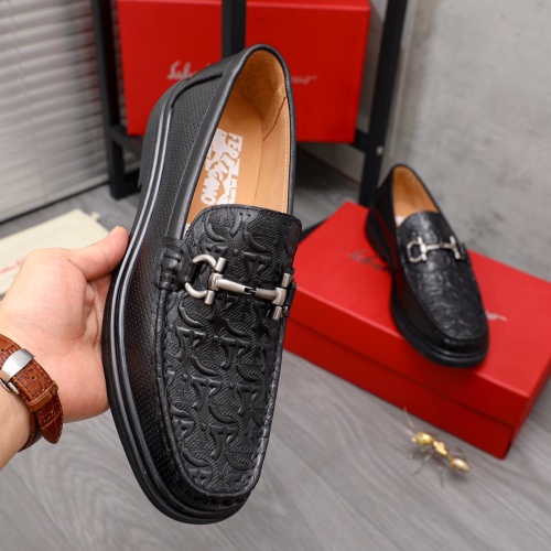 Cheap Salvatore Ferragamo Leather Shoes For Men #1133898 Replica Wholesale [$82.00 USD] [ITEM#1133898] on Replica Salvatore Ferragamo Leather Shoes