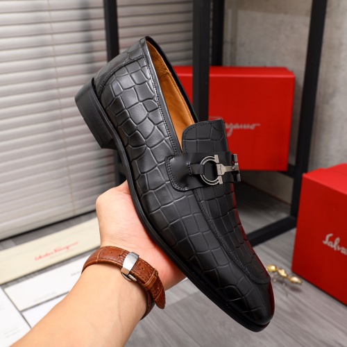 Cheap Salvatore Ferragamo Leather Shoes For Men #1134259 Replica Wholesale [$82.00 USD] [ITEM#1134259] on Replica Salvatore Ferragamo Leather Shoes