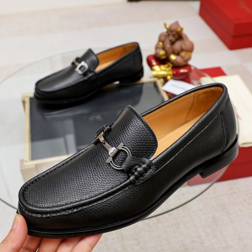 Cheap Salvatore Ferragamo Leather Shoes For Men #1134662 Replica Wholesale [$82.00 USD] [ITEM#1134662] on Replica Salvatore Ferragamo Leather Shoes