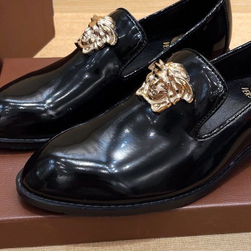 Cheap Versace Leather Shoes For Men #1134901 Replica Wholesale [$76.00 USD] [ITEM#1134901] on Replica Versace Leather Shoes