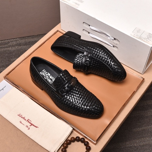 Cheap Salvatore Ferragamo Leather Shoes For Men #1134983 Replica Wholesale [$102.00 USD] [ITEM#1134983] on Replica Salvatore Ferragamo Leather Shoes