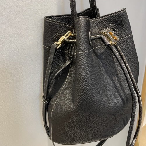 Cheap Burberry AAA Quality Handbags For Women #1139943 Replica Wholesale [$125.00 USD] [ITEM#1139943] on Replica Burberry AAA Handbags