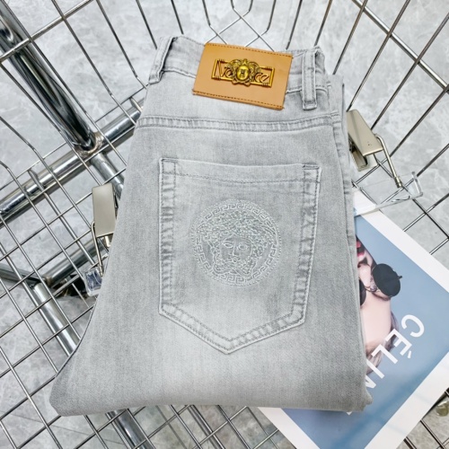 Cheap Versace Jeans For Men #1142428 Replica Wholesale [$52.00 USD] [ITEM#1142428] on Replica Versace Jeans