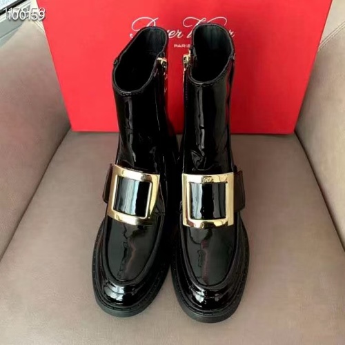 Cheap Roger Vivier Boots For Women #1143841 Replica Wholesale [$112.00 USD] [ITEM#1143841] on Replica Roger Vivier Boots