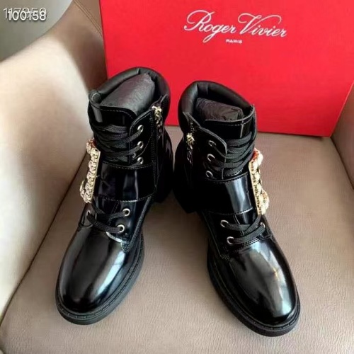 Cheap Roger Vivier Boots For Women #1143842 Replica Wholesale [$112.00 USD] [ITEM#1143842] on Replica Roger Vivier Boots