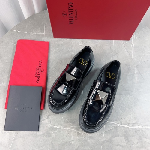 Cheap Valentino Leather Shoes For Women #1143844 Replica Wholesale [$122.00 USD] [ITEM#1143844] on Replica Valentino Leather Shoes