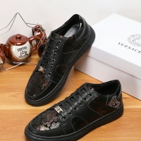 Versace Casual Shoes For Men #1134387