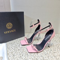 Versace Sandal For Women #1137377