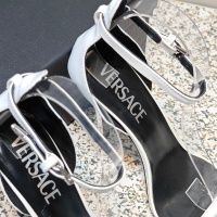 Cheap Versace Sandal For Women #1137379 Replica Wholesale [$118.00 USD] [ITEM#1137379] on Replica Versace Sandal