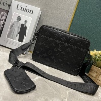 Louis Vuitton AAA Man Messenger Bags #1139302