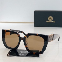 Versace AAA Quality Sunglasses #1143405