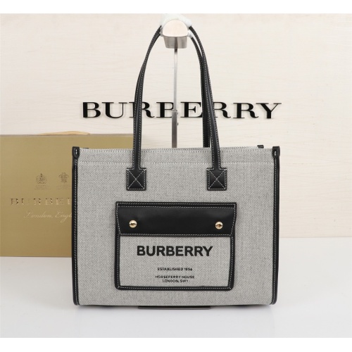 Cheap Burberry AAA Quality Shoulder Bags For Women #1144757 Replica Wholesale [$115.00 USD] [ITEM#1144757] on Replica Burberry AAA Quality Shoulder Bags