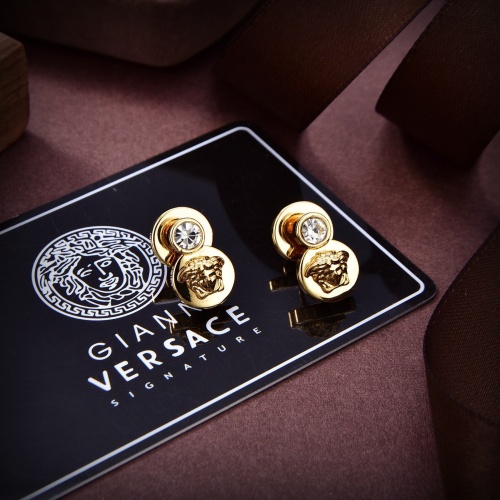 Cheap Versace Earrings For Women #1145150 Replica Wholesale [$27.00 USD] [ITEM#1145150] on Replica Versace Earrings