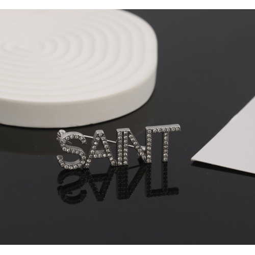 Cheap Yves Saint Laurent Brooches For Women #1145222 Replica Wholesale [$25.00 USD] [ITEM#1145222] on Replica Yves Saint Laurent Brooches
