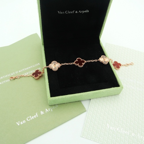 Cheap Van Cleef &amp; Arpels Bracelets For Women #1145371 Replica Wholesale [$29.00 USD] [ITEM#1145371] on Replica Van Cleef &amp; Arpels Bracelets