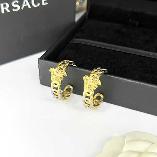 Cheap Versace Earrings For Women #1145649 Replica Wholesale [$25.00 USD] [ITEM#1145649] on Replica Versace Earrings