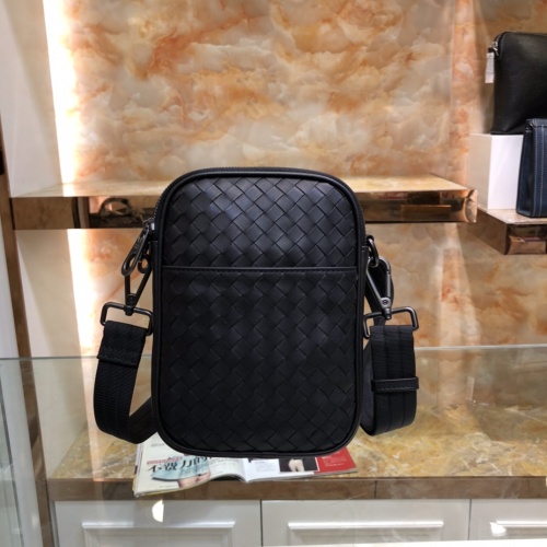 Cheap Bottega Veneta AAA Man Messenger Bags #1148224 Replica Wholesale [$132.00 USD] [ITEM#1148224] on Replica Bottega Veneta AAA Man Messenger Bags